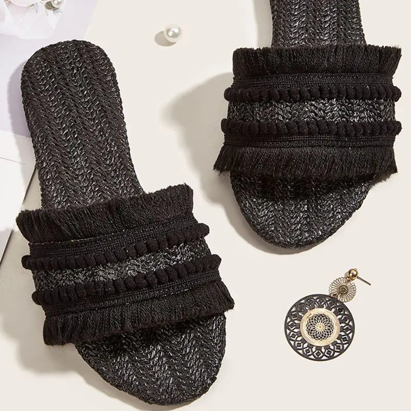 2023 Summer Plus Size Women’s Flat Slippers with Tassels