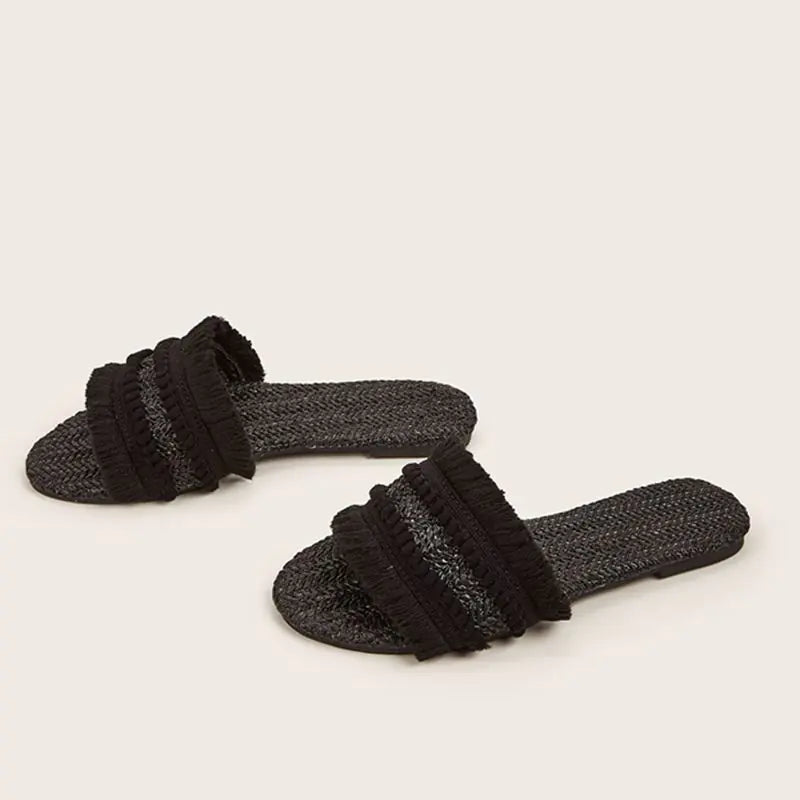 2023 Summer Plus Size Women’s Flat Slippers with Tassels
